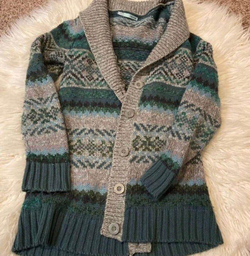 Medium Maurice’s green and gray chunky thick cardigan